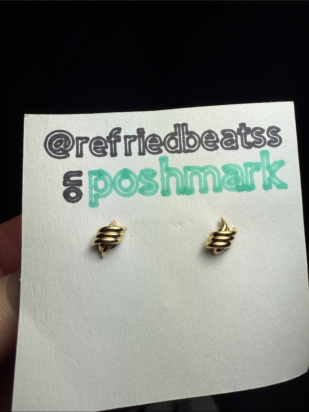 Art & Accessories - Earrings
